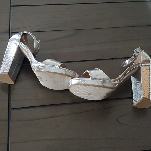 Boohoo Wide Width Snake Metallic Platform Heels, Metallic, US9 (UK7) NWOTs - Picture 4 of 16